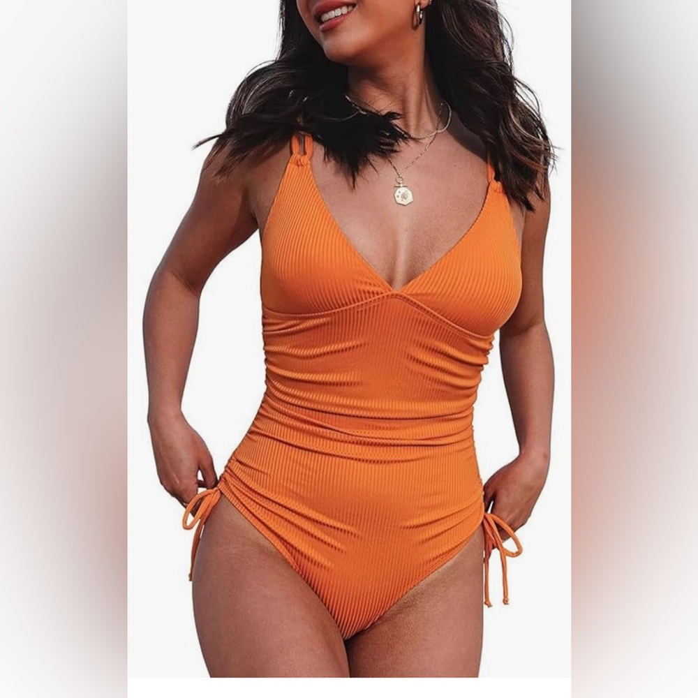 One Piece Bathing Suit Women Plus Size Monokini Swimsuits
Tummy Control